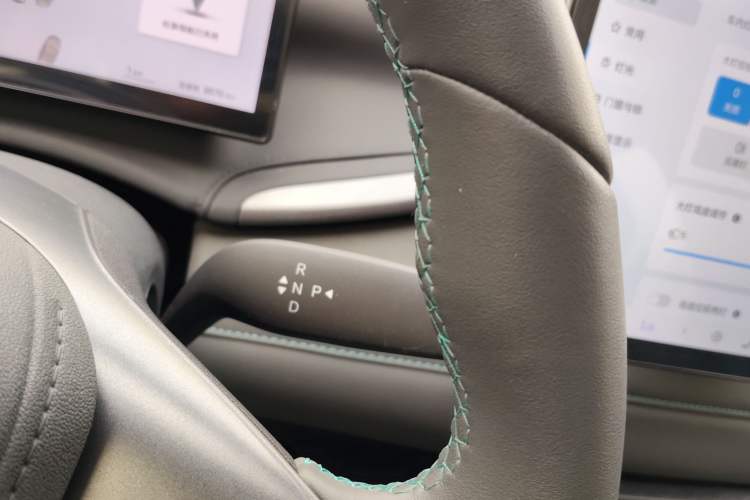 Used BYD Yuan PLUS 2025 Intelligent Driving Version 510 KM Beyond-Grade Edition Gear Lever