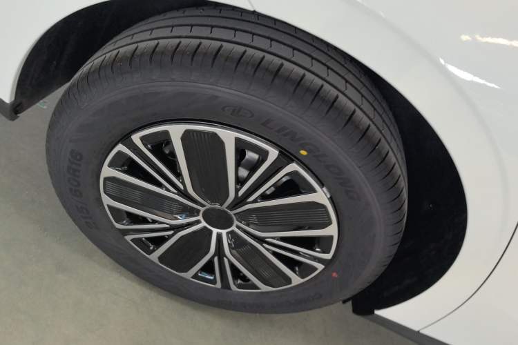 Used Geely Galaxy Galaxy Stellar 6 2026 Model 60km Sailing Edition
