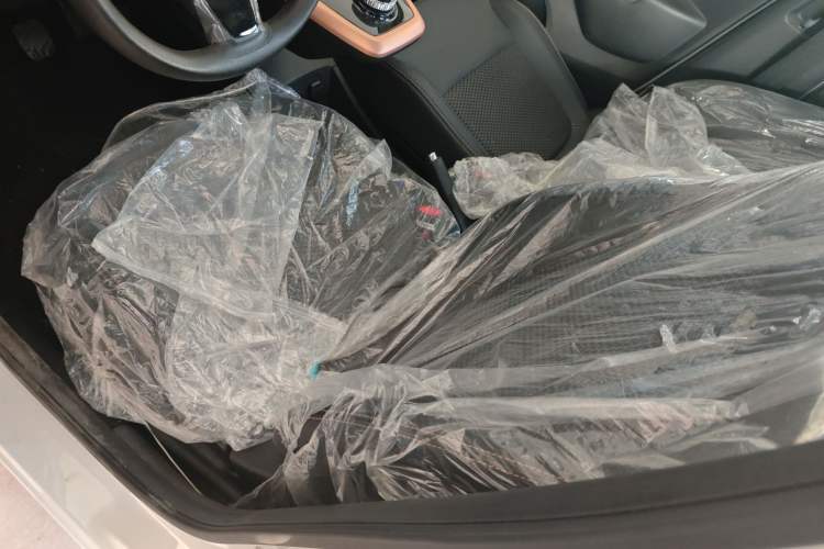 Used Dongfeng NAMMI BOX 2022 Chasing Wind Edition 331KM Advanced Model Left Front Seat