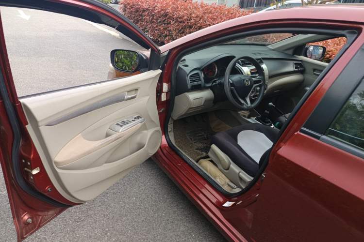 Used Honda City Classic 2008 1.5L manual Elite Edition Driver Seat