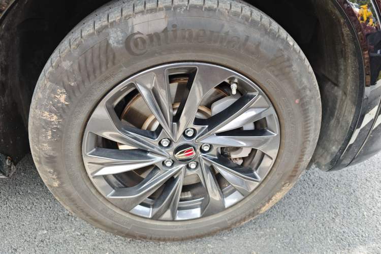 Used Hongqi HS5 2023 2.0T Qixiang Pro Edition Right Front Wheel Hub