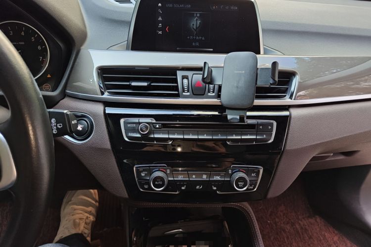 Used BMW X1 New Energy 2018 xDrive25Le Luxury Model Audio And AC Panel