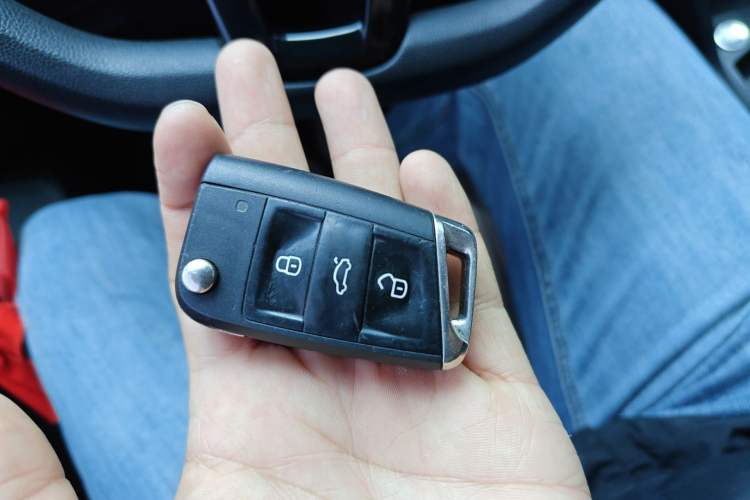 Used Volkswagen Tiguan L 2018 330TSI Automatic Two-Wheel Drive Luxury Edition Vehicle Key