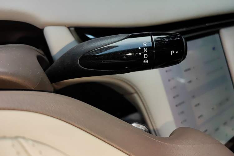 Used IM LS7 2023 90 kWh Elite Rear-Drive Version
