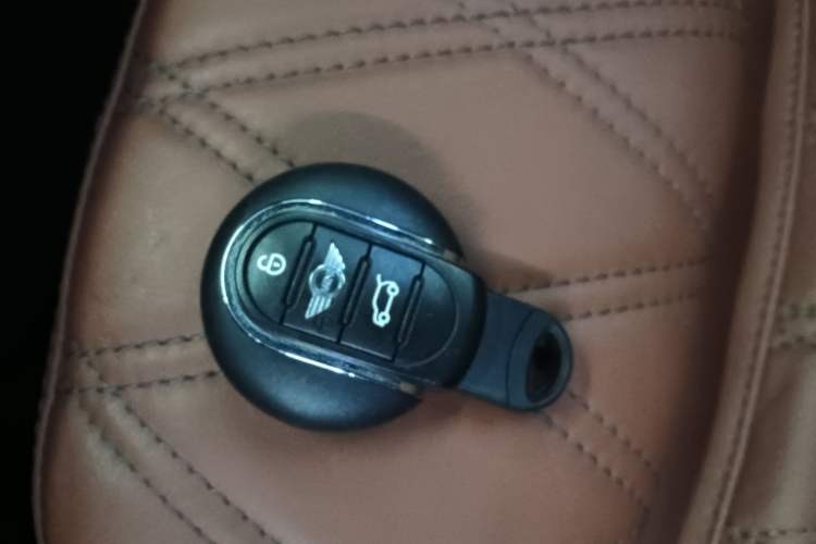 Used MINI 2017 1.5T COOPER CABRIO Freedom Edition
