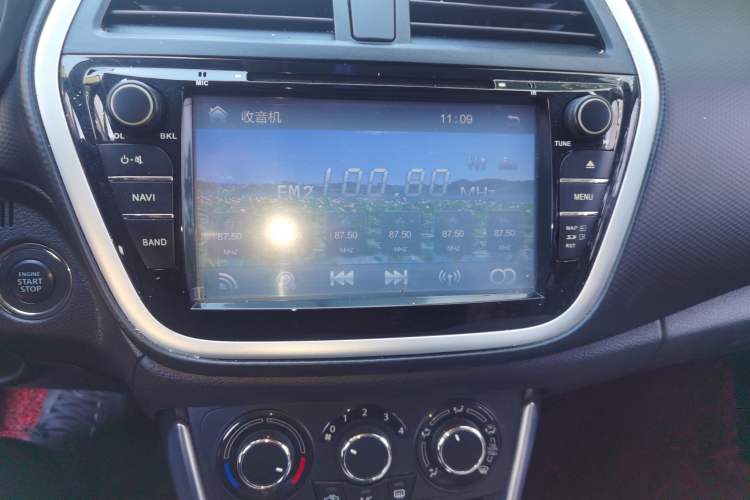 Used Suzuki S-Cross 2014 1.6L CVT Two-Wheel Drive Entry Model