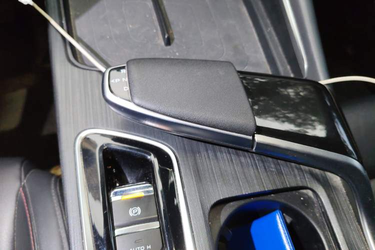 Used CHANGAN UNI-T 2022 1.5T Excellence Model
