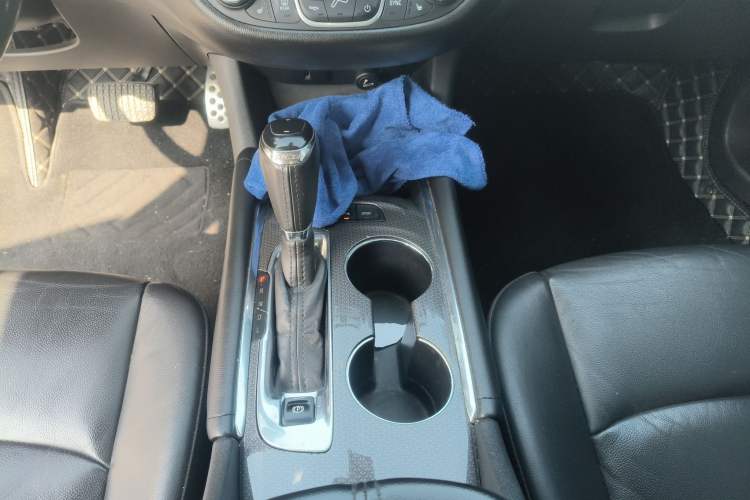 Used Chevrolet Malibu XL 2016 1.5T Dual-Clutch Ruichi Edition Gear Lever