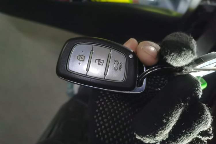 Used Hyundai ix35 2013 2.0L Automatic 4x4 Intelligent GLS China IV Standard