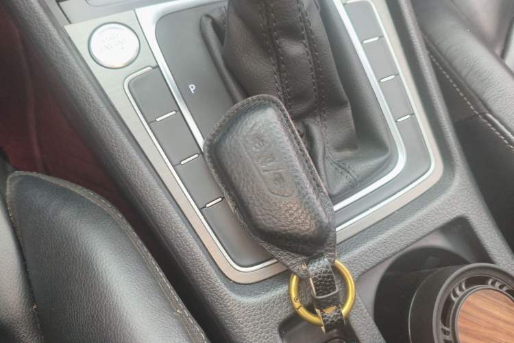 Used Volkswagen Golf 2016 230TSI Automatic Luxury Version Vehicle Key