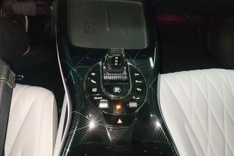 Used BYD Seal 2022 550 km Standard Range Rear-Wheel Drive Prestige Version
