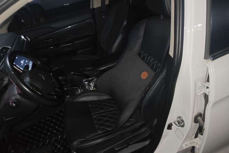 Used Mitsubishi ASX 2020 2.0L CVT Smart Edition Left Front Seat