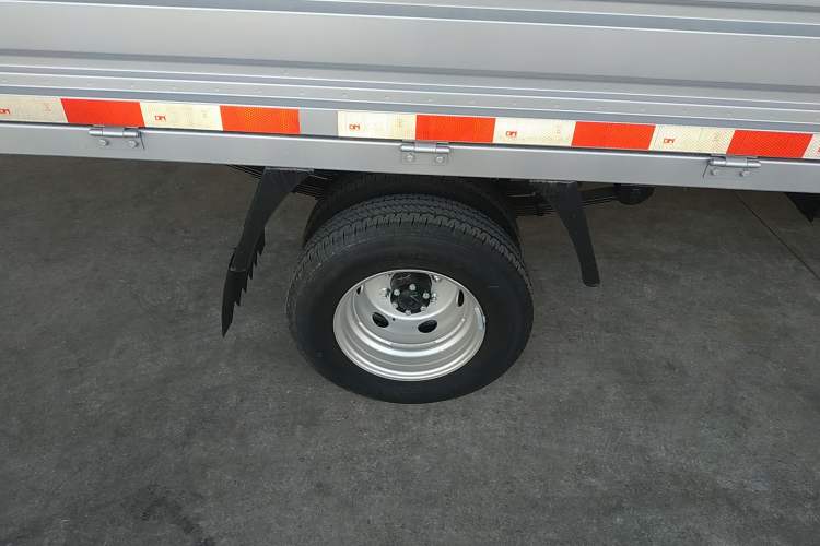 Used Ruichi ED71 2022 ED71 Side-Board Truck Pioneer Model I
