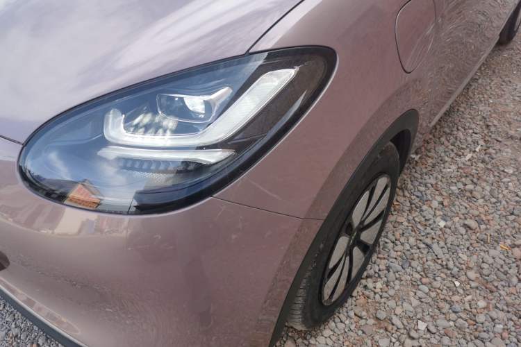 Used Wuling Bingo 2023 333 km Lingxi Connected Version Left Front Headlight