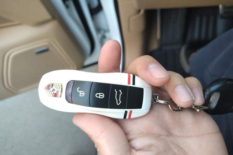 Used Porsche Macan 2014 Macan 2.0T Vehicle Key