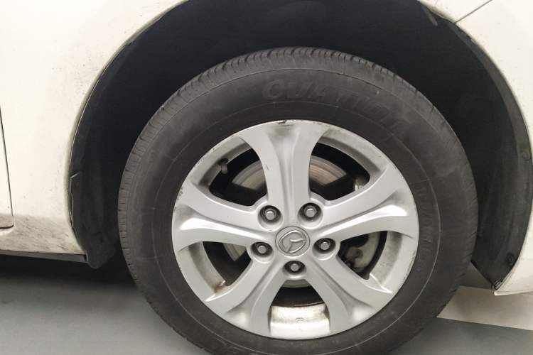 Used Mazda 3 2011 Sedan 1.6L Automatic Elite Model Right Front Wheel Hub