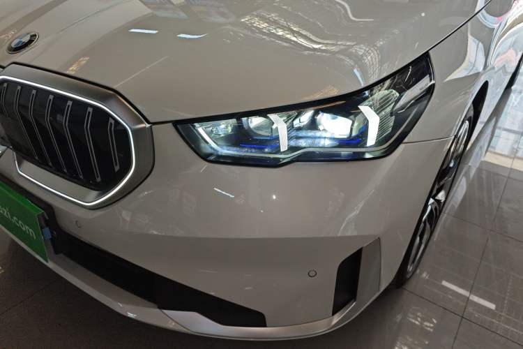 Used BMW 5 Series 2024 530Li Luxury Package Premium Edition
