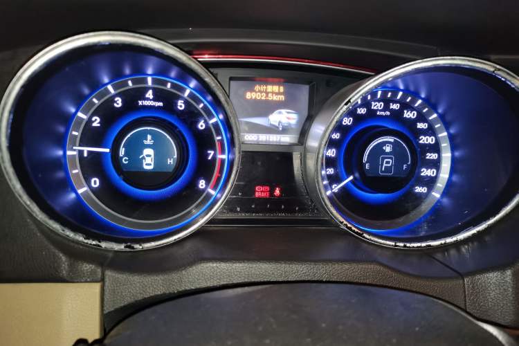 Used Hyundai Sonata 2011 2.0L Automatic Supreme Edition