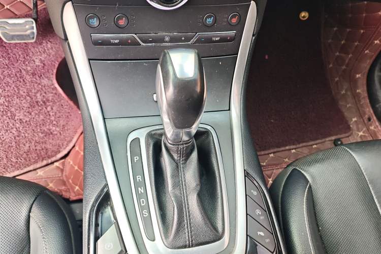 Used Ford Edge 2016 EcoBoost 245 Four-Wheel Drive Titanium 7-Seater
