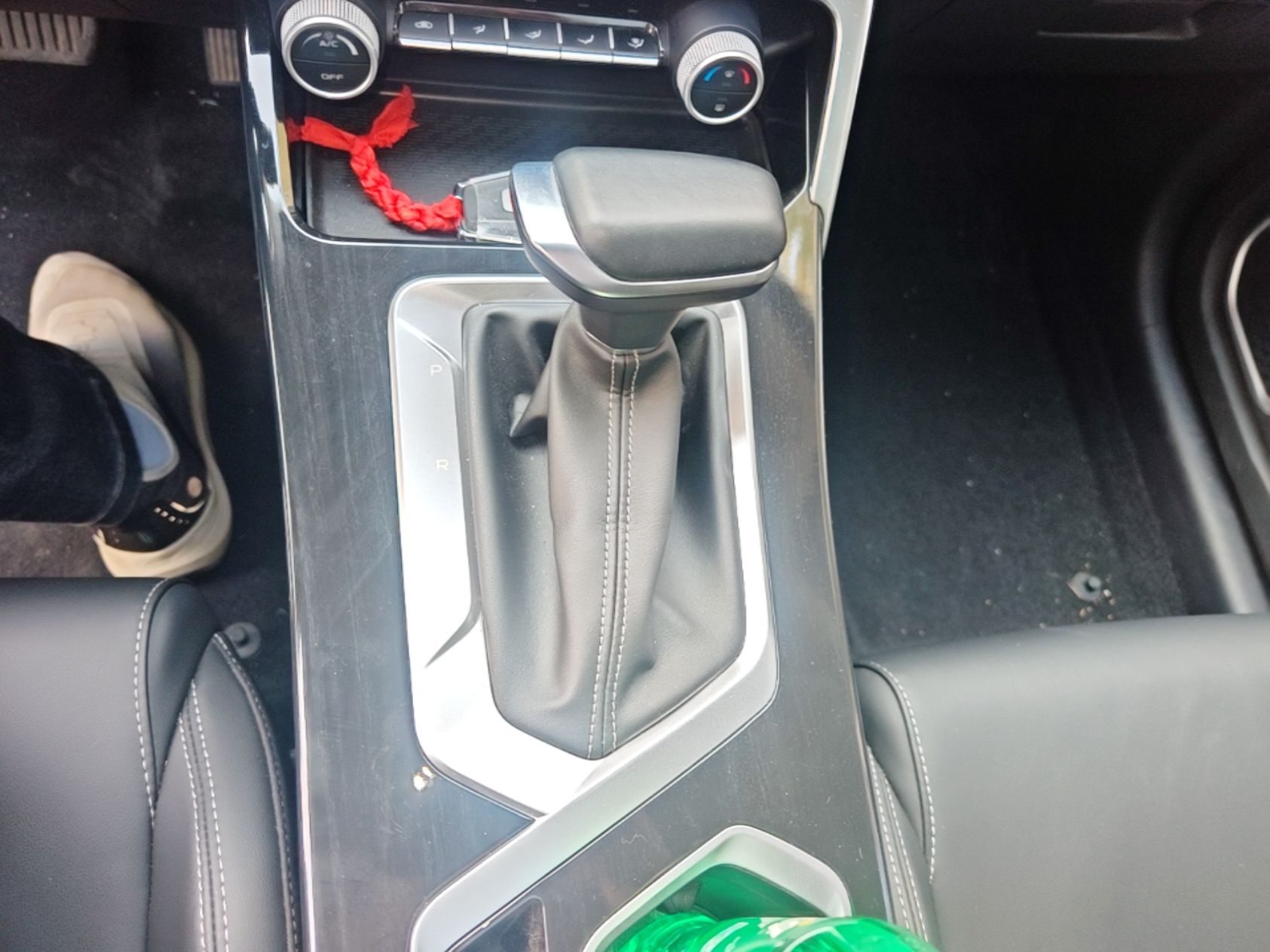 Geely Auto Coolray 2025 Model 1.5L CVT Superpower Edition MAX — снимка 16