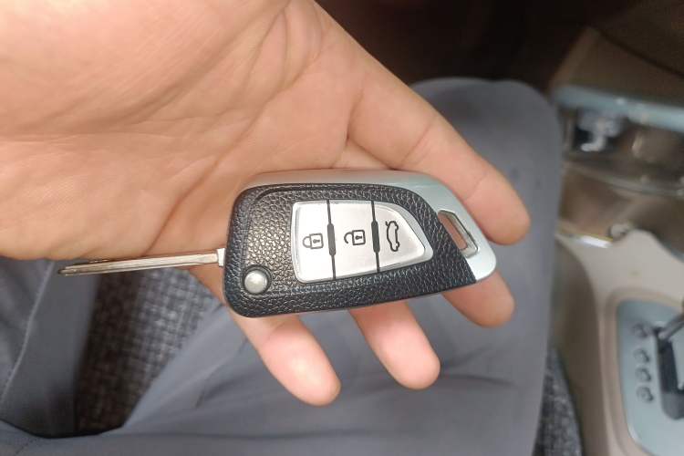 Used Kia Sportage 2012 2.0L Automatic Two-Wheel Drive GL Trim
