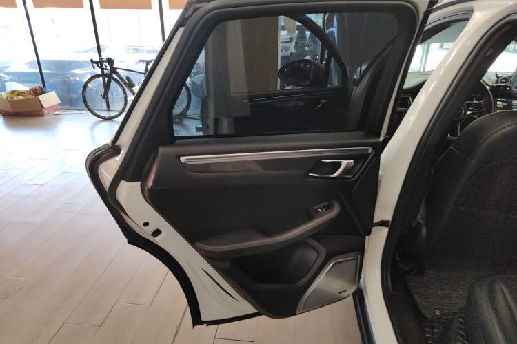 Used Porsche Macan 2016 Macan 2.0T