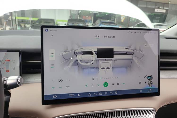 Used XPeng X9 2025 740 Ultra-Long Range Max
