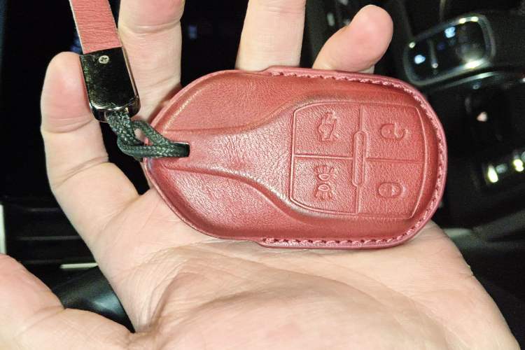 Used Maserati Ghibli 2022 2.0T GT Sharp Edition Vehicle Key