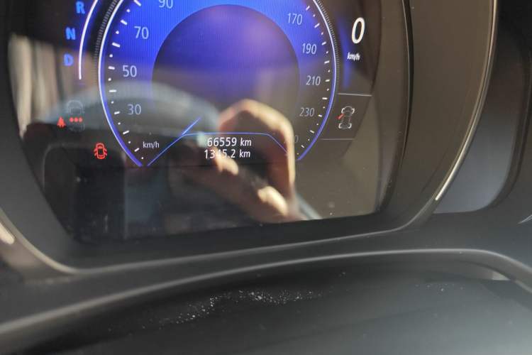 Used Renault Kadjar 2016 2.0L Two-Wheel-Drive Luxury Edition
