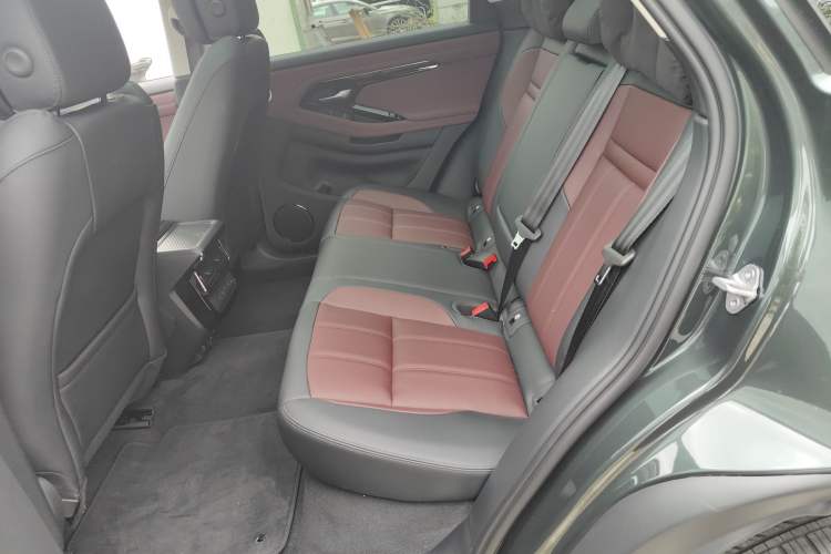 Used Land Rover Range Evoque 2024 Aurora L 249 PS Prestige Light-Chasing Edition