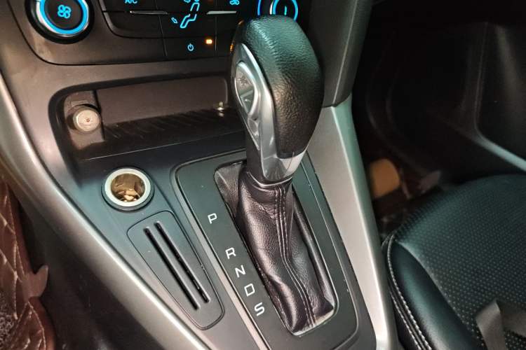 Used Ford Focus 2015 Hatchback 1.6L Automatic Comfort Model