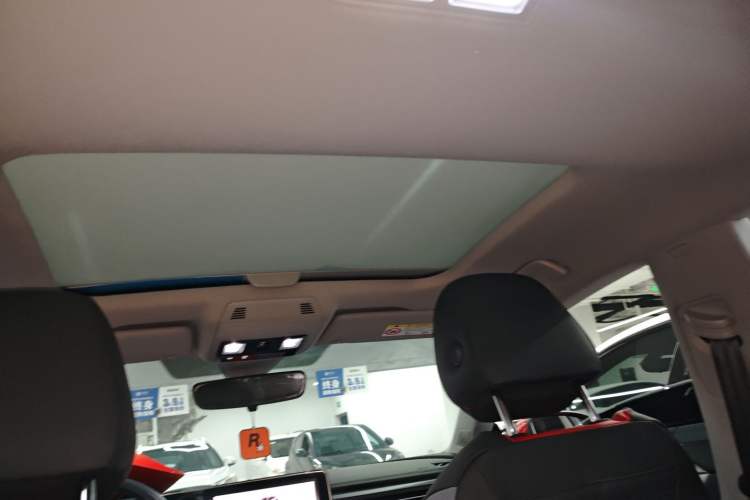 Used Volkswagen Lamando 2024 Lavida L 280TSI DSG Cool & Spicy Edition
