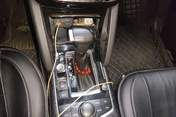 Used BORGWARD BX7 2016 28T Two-Wheel Drive Luxury Version 5 Seats