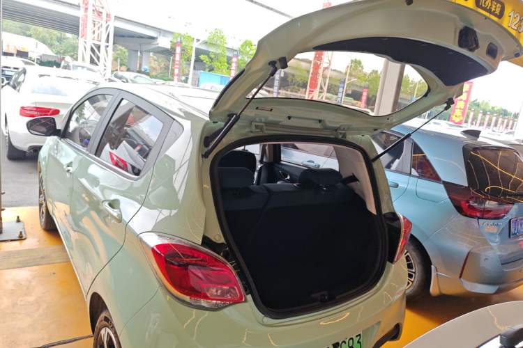 Used CHANGAN Benni E-Star 2022 National Edition Colorful Limited Edition (Fast-Charging Version) Lithium NMC Trunk