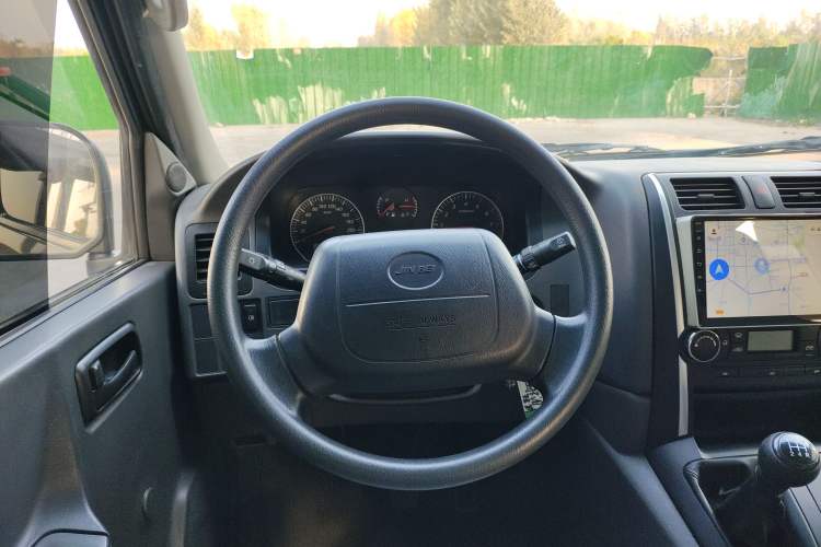 Used Jinbei Grace 2016 2.0L Express Utility Model
