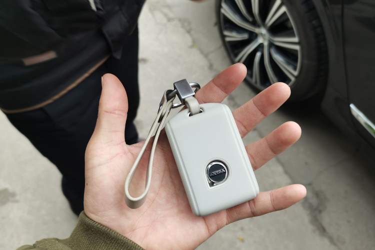 Used Volvo S90 2024 B5 Zhiyuan Luxury Edition