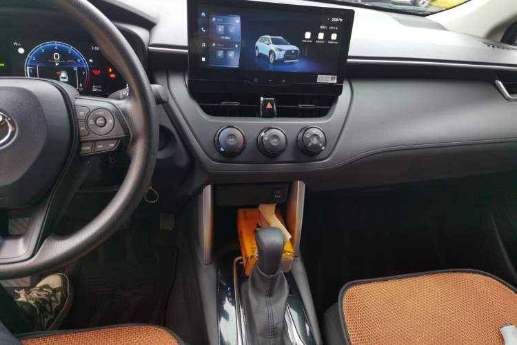 Used Toyota Corolla Cross 2024 2.0L Pioneer Edition Audio And AC Panel