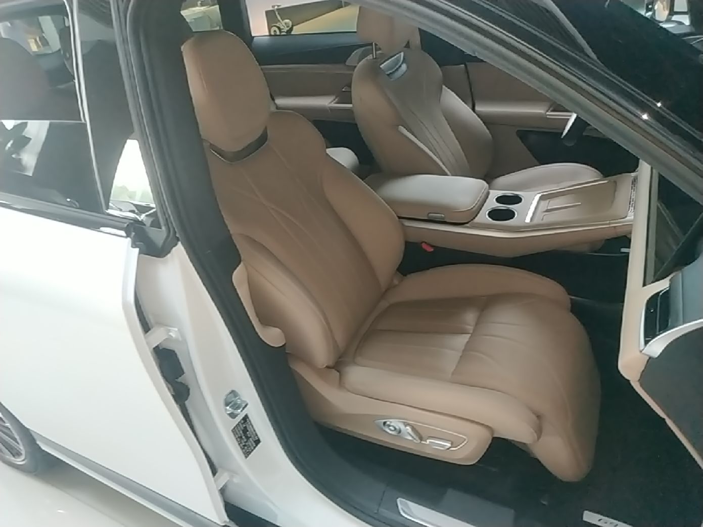 XPeng G9 2026 Model, 725 Max — снимка 19