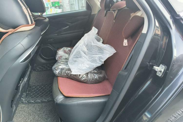 Used Geely Auto Emgrand GT 2015 1.8T Flagship Model