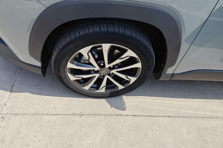 Used Toyota Corolla Cross 2022 2.0L Flagship Edition Exterior 4