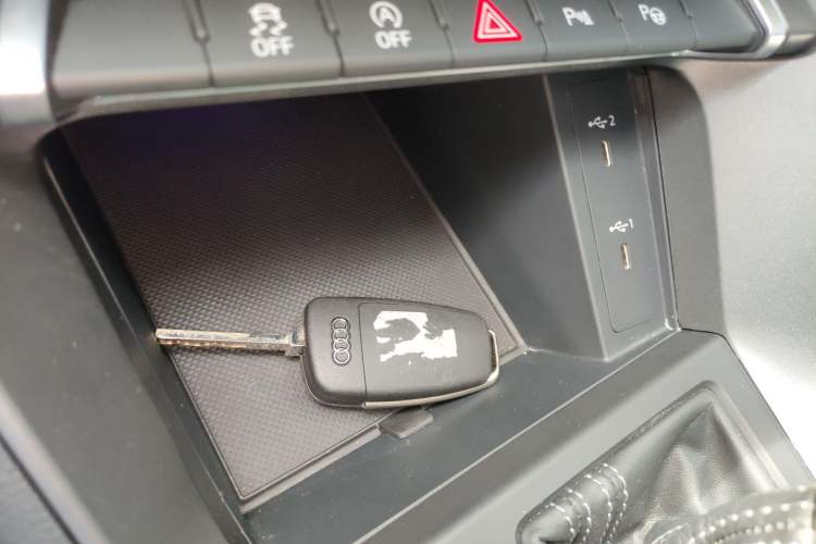 Used Audi Q3 2024 35 TFSI Fashion Dynamic Edition Vehicle Key