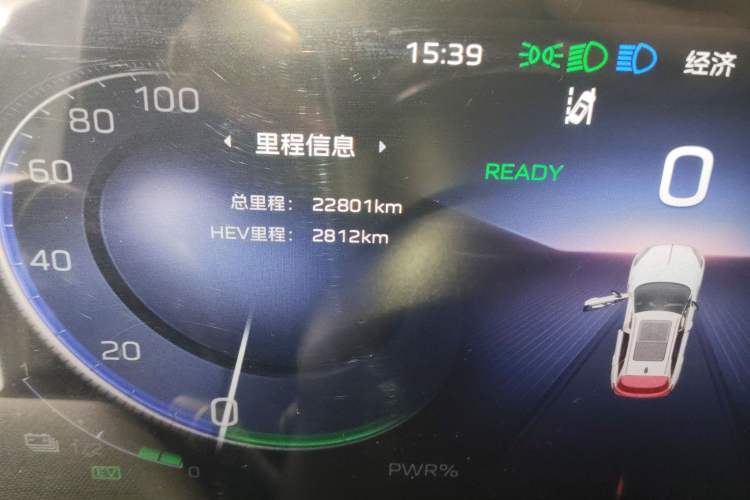 Used Hongqi HS3 PHEV 2024 PHEV 115km Jingwei Edition Odometer Close Up