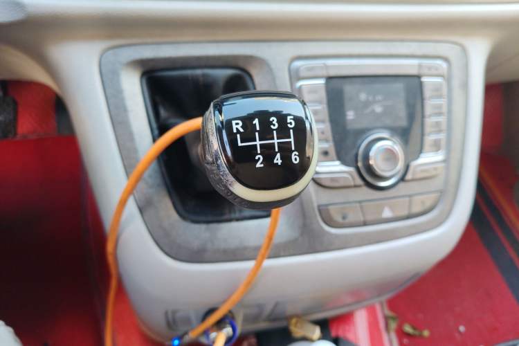 Used SAIC MAXUS G10 2018 PLUS 1.9T Manual Elite Edition Diesel Gear Lever