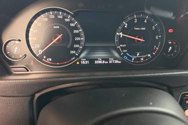 Used BMW 3 Series 2018 330i M Sport Night Edition Odometer Close Up