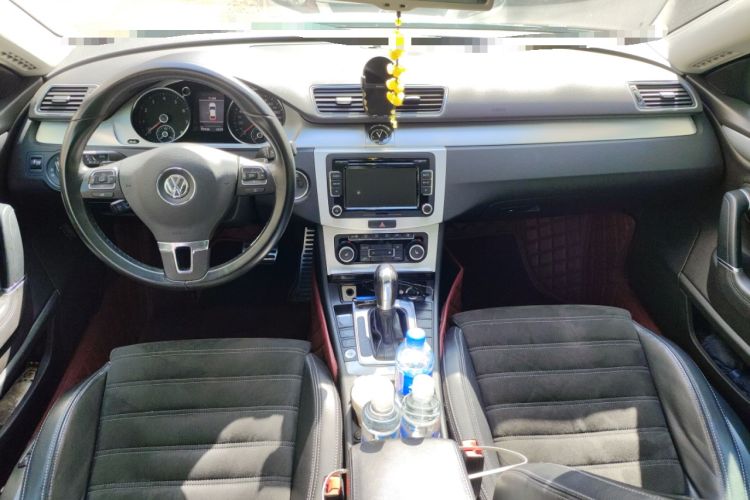 Used Volkswagen FAW-Volkswagen CC 2012 2.0 TSI Luxury Model Center Console