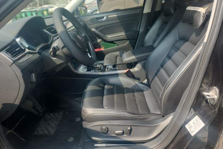 Used Volkswagen Passat 2017 330TSI DSG Luxury Edition