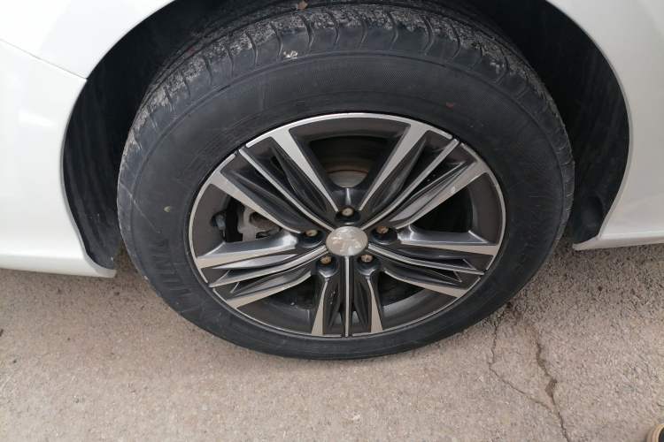 Used Peugeot 308 2019 230THP Automatic Luxury Edition China VI Standard