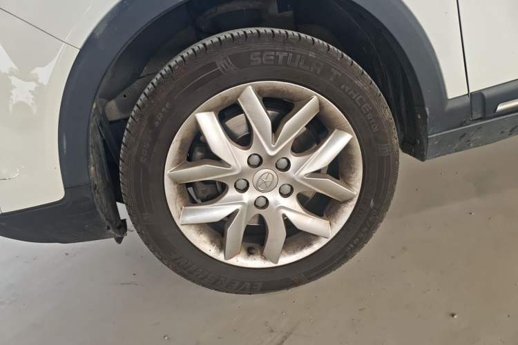 Used JAC Group Refine S3 2014 1.5L Manual Luxury Smart Model
