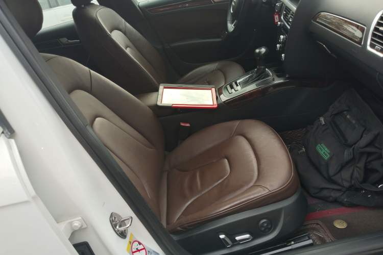 Used Audi A4L 2015 35 TFSI Automatic Comfort Model Right Front Seat