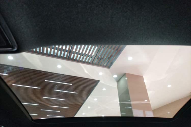 Used Mercedes-Benz GLC 2022 Refreshed GLC 300 L 4MATIC Dynamic Edition
